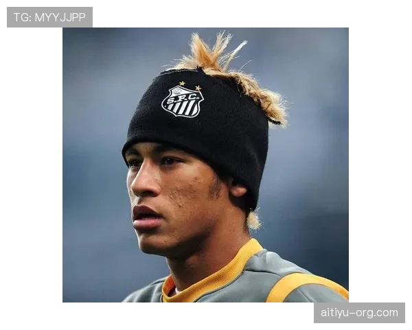 内马尔在巴萨三冠王赛季MSN体系中的战术角色与作用解析